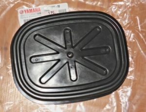 YAMAHA GRIZZLY 550, 700, VIKING STORAGE BOX CAP, LID, COVER 1HP-F160F-00-00