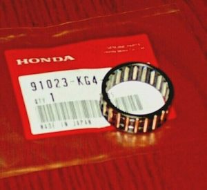 HONDA ATC TRX 250R ATC250R TRX250R ENGINE CLUTCH SHAFT BEARING 91023-KG4-004