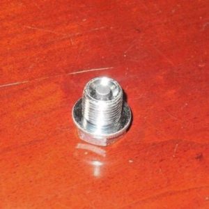 SUZUKI MOTORCYCLE MAGNETIC CRANK CASE, DIFFERENTIAL OIL DRAIN BOLT 09247-14036
