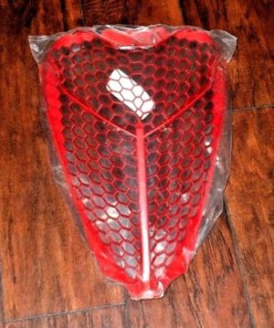 YAMAHA RAPTOR 700 RED PLASTIC FRONT RADIATOR GUARD, VENTED COVER 13-26