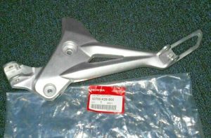 HONDA GROM 125, LEFT SIDE FOOTPEG MOUNT,PEG,STEP HOLDER 50700-K26-900
