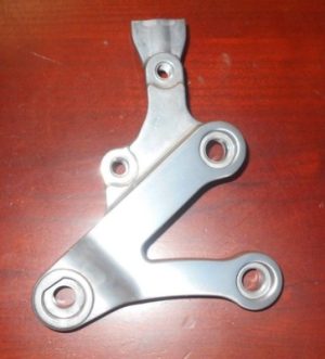 KAWASAKI ZX-6R, ZX-9R ZX6 ZX9 ZZR600 RIGHT FOOTPEG PEG MOUNT 35011-1875