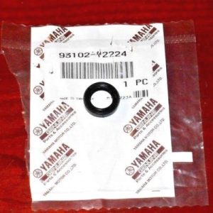 YAMAHA CLUTCH SHAFT OIL SEAL 93102-12224-00,RADIAN,MAXIM,FZ600,FJ600,XJ550,XJ750