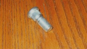 KAWASAKI MULE 2010,2020,2030,3010,2500,2510 FRONT,REAR WHEEL HUB STUD,BOLT 12mm