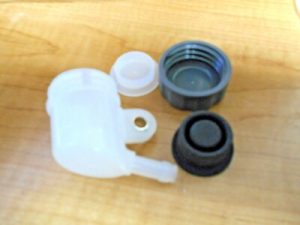 HONDA CR125,CR250,CR500,XR250,XR600,XR650 REAR BRAKE OIL RESERVOIR CUP ASSEMBLY