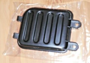 SUZUKI LT250 250 QUAD RUNNER, LT300 300 KING QUAD AIR BOX LID, CAP, COVER  87-02, 13750-19B00