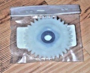 YAMAHA SRX600, XT600, RAPTOR 660,700 ENGINE OIL PUMP DRIVE GEAR 3AJ-13325-00-00