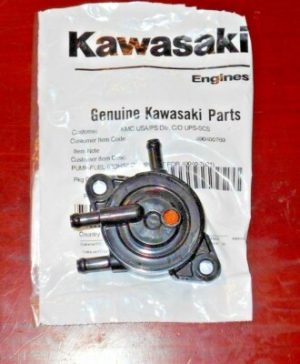 KAWASAKI MULE 600,610, SX, KAF400, VACUUM FUEL PUMP 49040-0801.