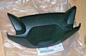 YAMAHA GRIZZLY 660 STOCK HANDLEBAR CENTER BLACK DASH PROTECTOR 5KM-26124-00-00