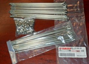 YAMAHA YZ80 YZ85 FRONT WHEEL RIM SPOKE & NIPPLE SET 17" SPOKES,KIT  4ES-25104-20