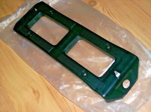 YAMAHA GRIZZLY 660 FRONT RACK, CARRIER TOP BLACK PLASTIC COVER 2002-08