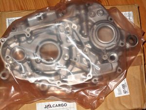 HONDA TRX450R, TRX 450R LEFT ENGINE CENTER CRANK CASE HALF 04-05,  11200-HP1-670
