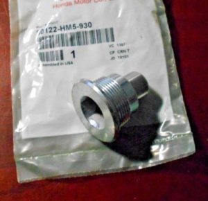 HONDA 250 RECON,TRX250EX 250EX TRX300,TRX350 RANCHER LEFT SWINGARM PIVOT BOLT