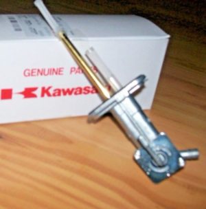 KAWASAKI BAYOU 250 GAS TANK FUEL VALVE PETCOCK 03-11, 51023-0732