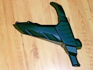 YAMAHA GRIZZLY 550,700 FRONT BUMPER CARRIER RIGHT SIDE PLASTIC BLACK GUARD 12-15