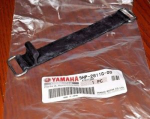 YAMAHA TTR125 TTR 125 AIR BOX SIDE COVER RUBBER STRAP, 5HP-2811G-00,1B2-F811G-00