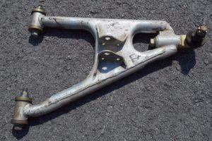 SUZUKI LT500R LT500 500 QUADZILLA QUAD RACER LEFT LOWER BOTTOM A ARM 87-90, Z