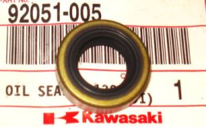 PRAIRIE 300,400, KFX450,KLX450R, KX450F,BRITZ,DIESEL ENGINE SHIFT SHAFT OIL SEAL