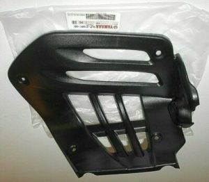 YAMAHA RAPTOR 125,250,350,660 RIGHT SIDE FOOTPEG BLACK PLASTIC HEEL GUARD