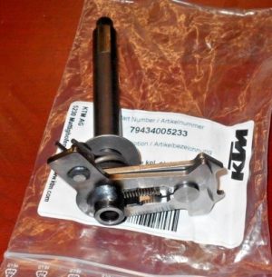 KTM 450 SX-F, EXC-F, XC-F, Factory Edition 500 EXC-F ENGINE SHIFT SHAFT