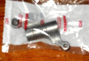 HONDA TRX 250 RECON,250EX 250X 500 FOREMAN,RANCHER 400 INTAKE VALVE ROCKER ARM