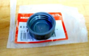 HONDA CR85,CR125,CR250,CR500,XR400,XR600,XR650 REAR BRAKE OIL RESERVOIR CAP
