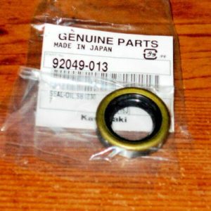 KAWASAKI KXT 250 TECATE,KX450F,KDX220,ENGINE KICK START SHAFT OIL SEAL 92049-013