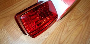 YAMAHA RHINO 450, 660, 700 WOLVERINE,TAILLIGHT LENS,BULB,SOCKET HOUSING COMPLETE