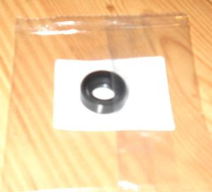 SUZUKI SP600,DR650,DRZ70,DRZ100,DRZ125,DR200,TU250, LS650, VL800 ENGINE OIL SEAL
