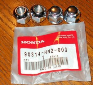 HONDA WHEEL CHROME LUG NUTS RUBICON, RINCON, FOREMAN 500,650,680 90314-HN2-003