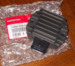 HONDA 250 RECON, TRX 250EX, 400EX CHARGING REGULATOR, RECTIFIER 31600-HM8-013