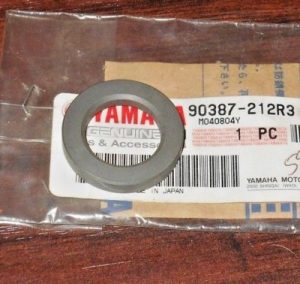 YAMAHA FZR 400,600,YZF,YZF600,FZR600 ENGINE CLUTCH WASHER,COLLAR 90387-212R3