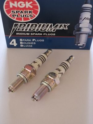 YZ450F, KX450F, RMZ250 NGK IRIDIUM PERFORMANCE SPARK PLUG CR8EIX, X2