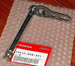 HONDA CRF250R CRF250 CRF 250R ENGINE SHIFT SHAFT SPINDLE 10-17, 24610-KRN-A41