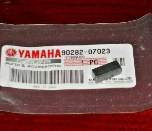YAMAHA CRANKSHAFT GEAR STRAIGHT KEY, VIRAGO 250,VSTAR ,XV250,BANSHEE,