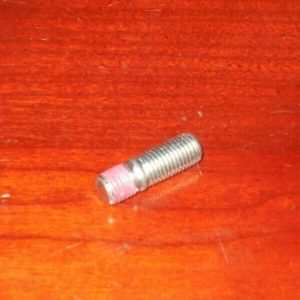 KAWASAKI KFX90 KFX50 KFX 50 90 FRONT WHEEL HUB STUD, BOLT  92153-Y017