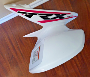 HONDA TRX90, TRX90EX, TRX90X OEM WHITE RIGHT FRONT FENDER 2006-2026