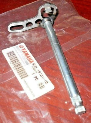 YAMAHA YZ250 YZ 250 YZ250X ENGINE GEAR SHIFT SHAFT SPINDLE, CAM FORK 02-24