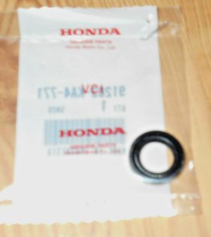 HONDA CRF450R, CRF450X, TRX450R,TRX450ER 450R, 450ER ENGINE OIL SEAL SHIFT SHAFT