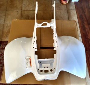 HONDA TRX450ER TRX 450ER WHITE OEM REAR FENDERS ELECTRIC START MODELS 06-14