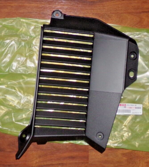 YAMAHA YXZ1000R YXZ RIGHT VENTED, LOUVERD RADIATOR GUARD, HEAT VENT B5H-F844J-00