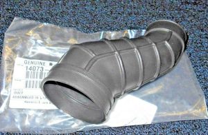 KAWASAKI BAYOU KLF 300 AIR BOX TO CARBURETOR "CARB" INTAKE BOOT,DUCT 14073-1372