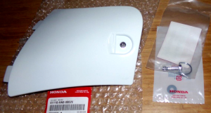 HONDA TRX 650 680 RINCON WHITE PLASTIC STORAGE COMPARTMENT COVER, PIN, WASHER