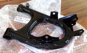 YAMAHA KODIAK 700 RIGHT REAR BOTTOM, LOWER A ARM, CONTROL 1HP-F217N-01-00