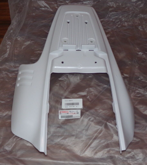 YAMAHA TW200 TW 200 WHITE REAR FENDER, SPLASH GUARD 3AW-21611-20
