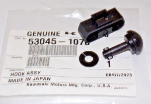 KAWASAKI PRAIRIE 650, 700 AIR BOX OUTTER COVER TWIST PIN LATCH 53045-1070