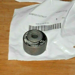 YAMAHA VIKING, WOLVERINE EXHAUST MUFFLER RUBBER DAMPNER MOUNT 1HP-F7414-00