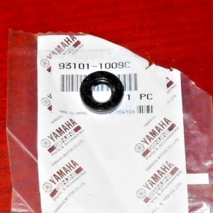 YAMAHA WATER PUMP ENGINE OIL SEAL 93101-10090-00,KODIAK,GRIZZLY,WOLVERINE,RHINO