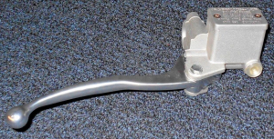 HONDA ATC250R, ATC200X,ATC350X,TRX250R,TRX300EX FRONT BRAKE MASTER CYLINDER ASSY