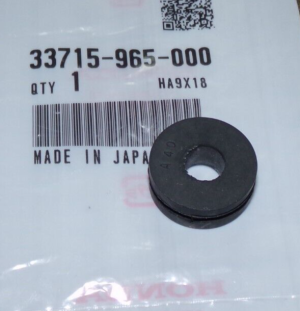 HONDA ATC200X, ATC250ES BIG RED, ATC350X, ATC250R TAILLIGHT CUSHION GROMMET